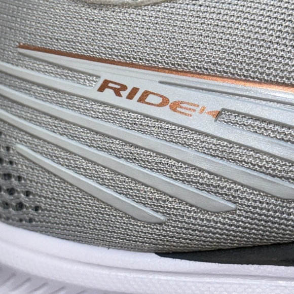 Saucony Ride14 Woman’s Lifestyle Running Shoes in Fog/Cherry size 11.5 S10650-55 - Picture 14 of 16